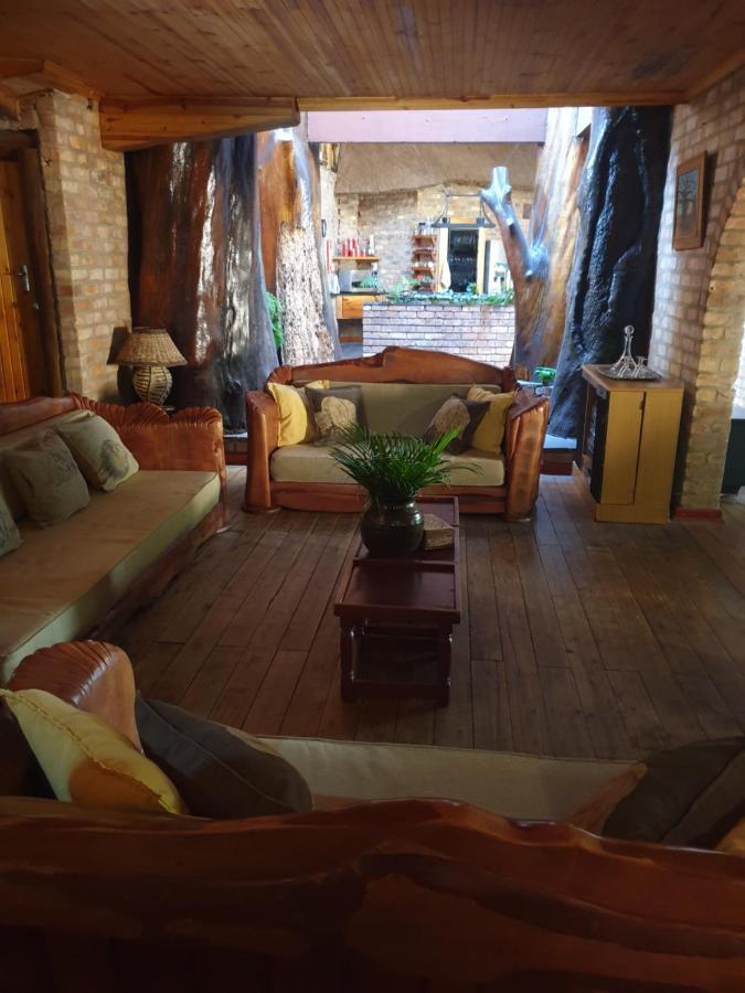 KwaMbonambi Marrob Lodge מראה חיצוני תמונה