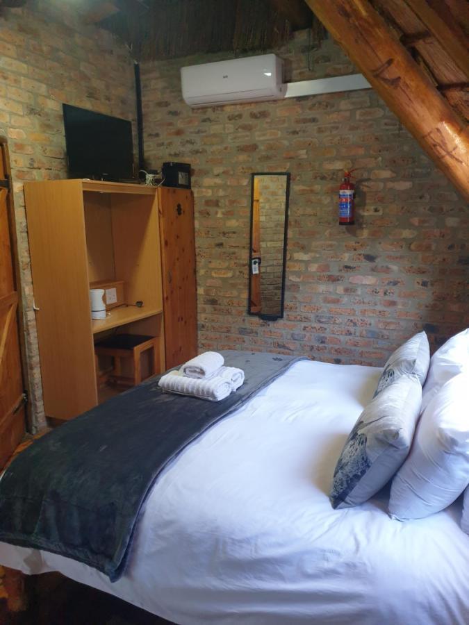 KwaMbonambi Marrob Lodge מראה חיצוני תמונה